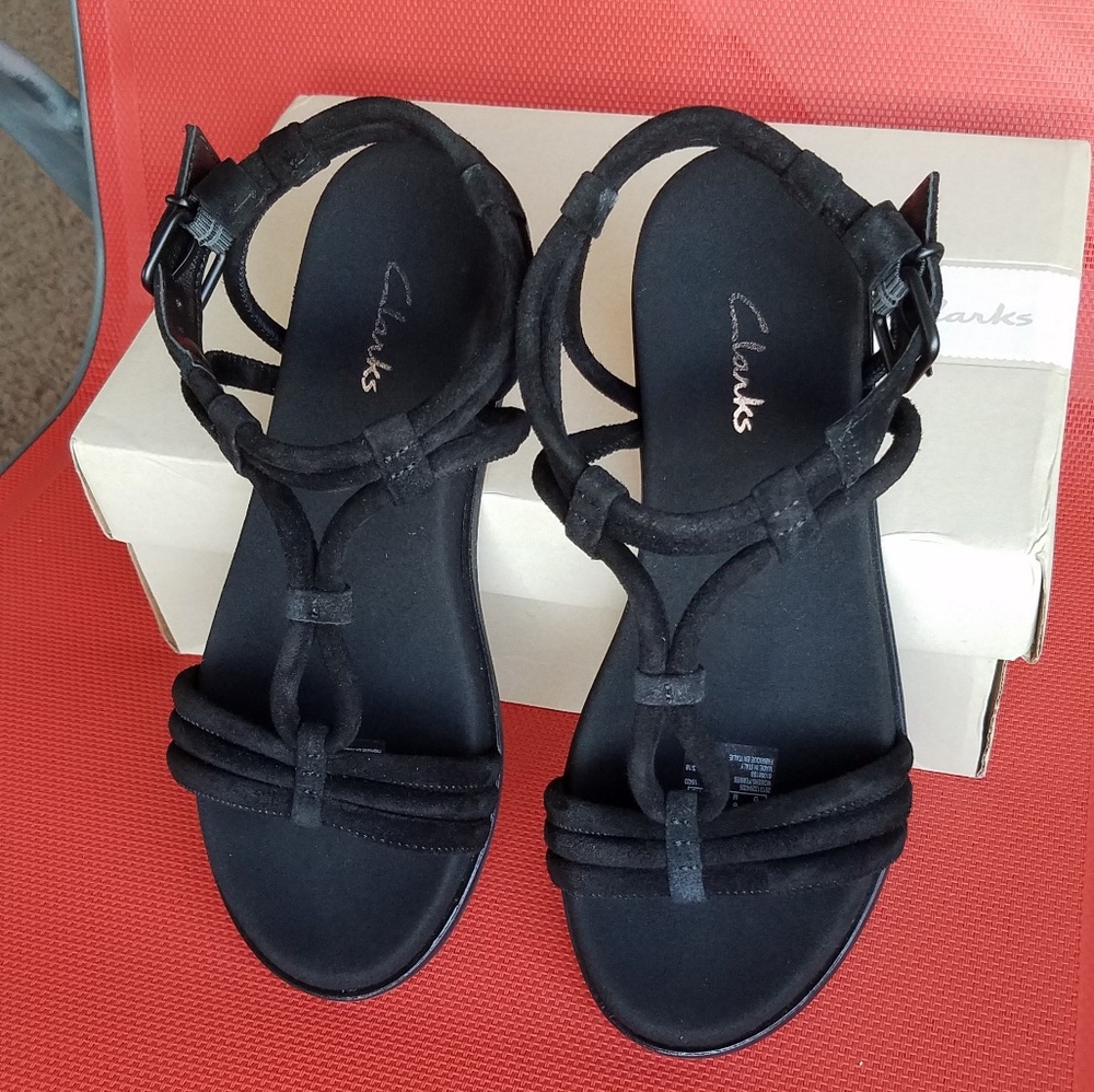Clarks Agean Sun - suede womens sandal Size 6